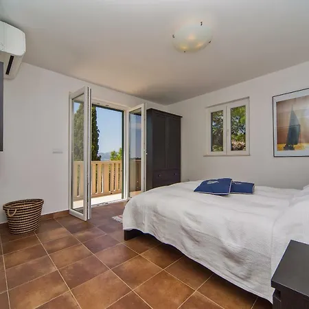 I Sassi Bianchi - West Villa *