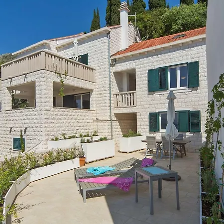 Villa I Sassi Bianchi - West