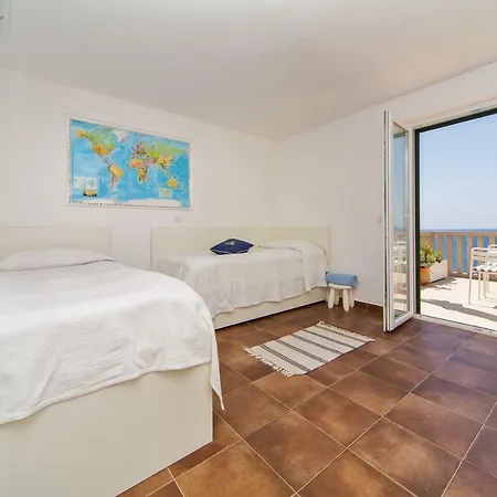 I Sassi Bianchi - West 别墅