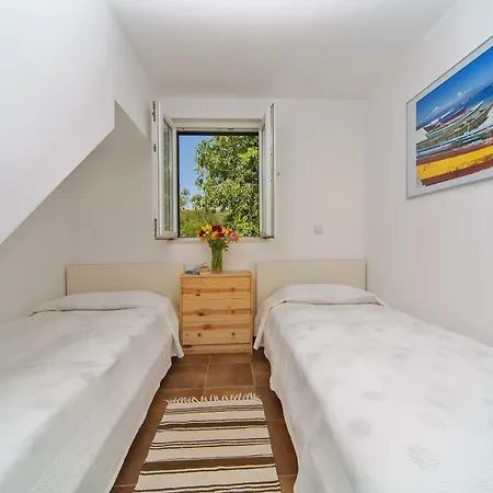 I Sassi Bianchi - West Villa *