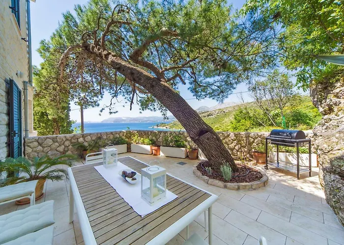 I Sassi Bianchi - West Villa *