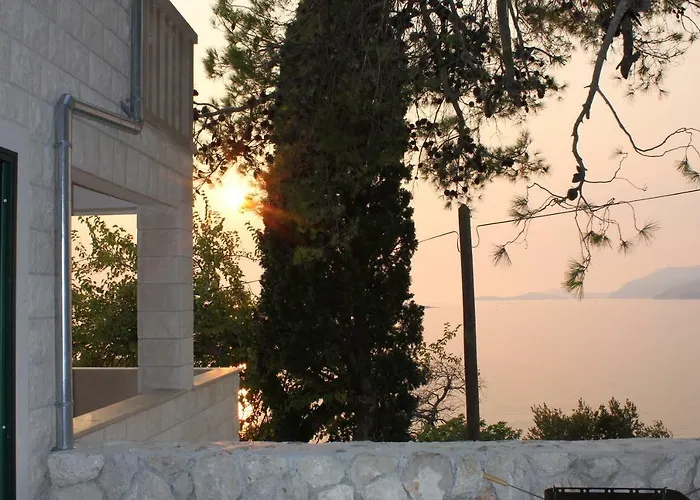 Villa I Sassi Bianchi - West