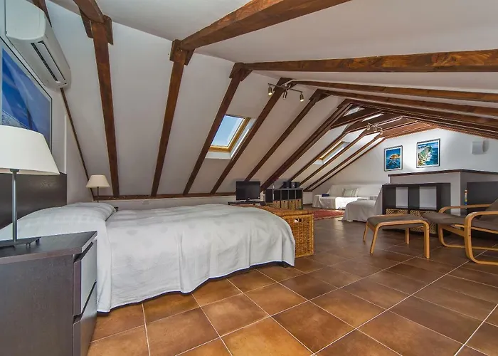 Villa I Sassi Bianchi - West